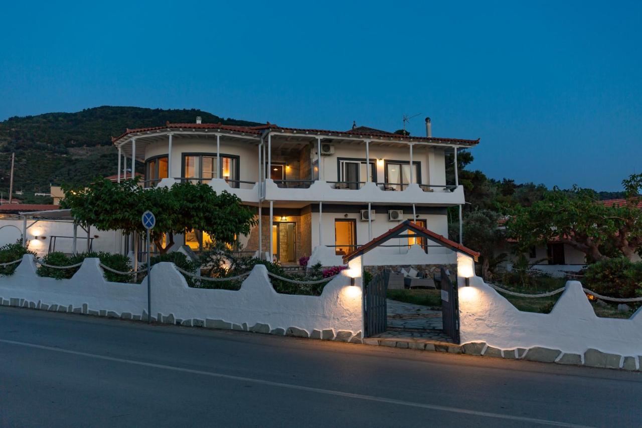 Karavos Sea View Apartments Skopelos Zewnętrze zdjęcie