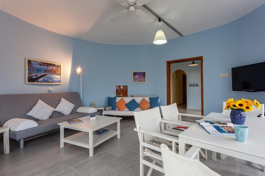 Karavos Sea View Apartments Skopelos Zewnętrze zdjęcie